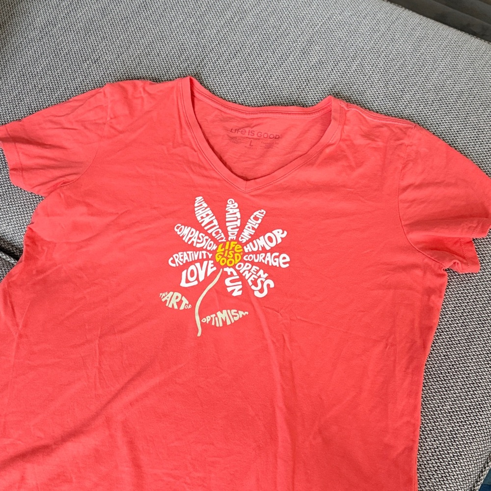 Coral Pink Short Sleeve Life is Good Graphic Tee XL